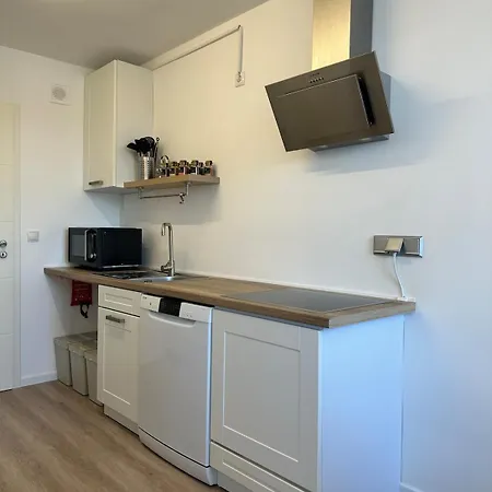 Stylish Apartment, Balcony, 2 Bedroom Lejlighed