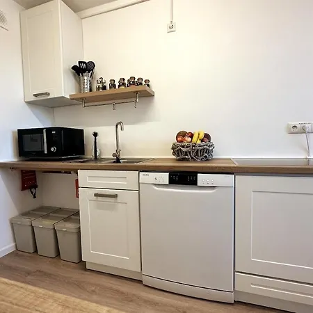 Stylish Apartment, Balcony, 2 Bedroom * Kaiserslautern